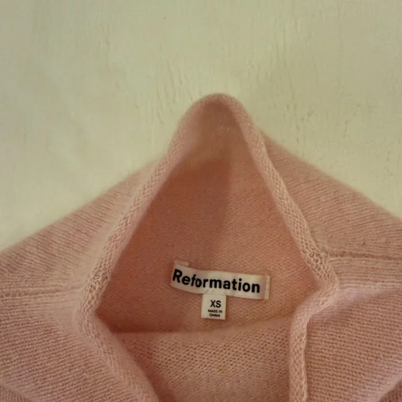 Cozy Pink Turtleneck Sweater - Picture 3 of 3